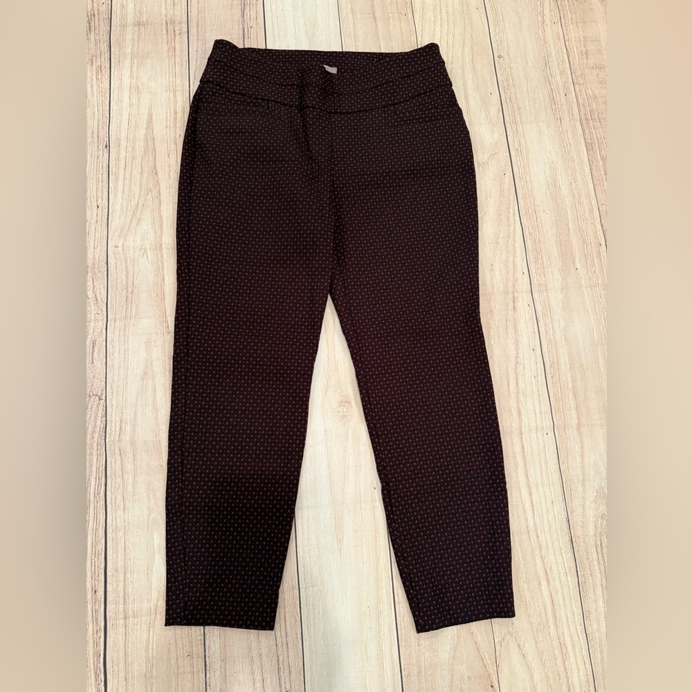 MAURICES Women's burgundy -black stretch Patterned Pants/size M